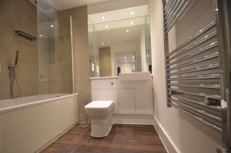 1 bedroom Apartment to rent - Photo 4