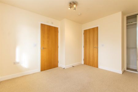 1 bedroom Maisonette to rent - Photo 2