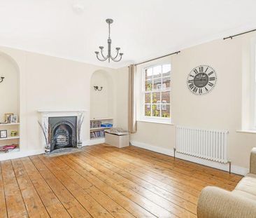 4 bedroom terraced house to rent - Photo 1