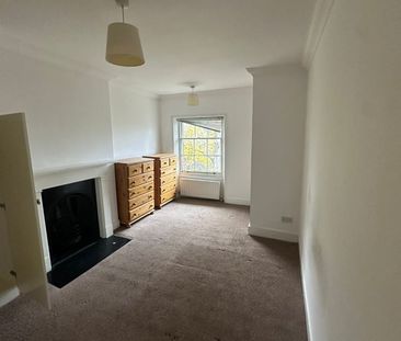 2 Bed Flat, Stratheden Road, SE3 - Photo 4