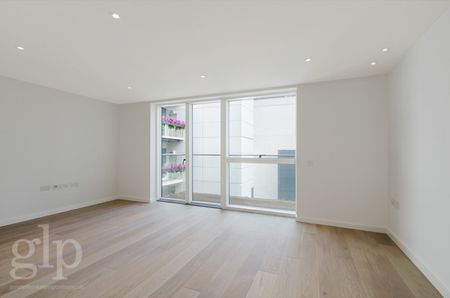 1 Bedroom Flat, Fouberts Place, London, Greater London, Soho, W1F - Photo 3