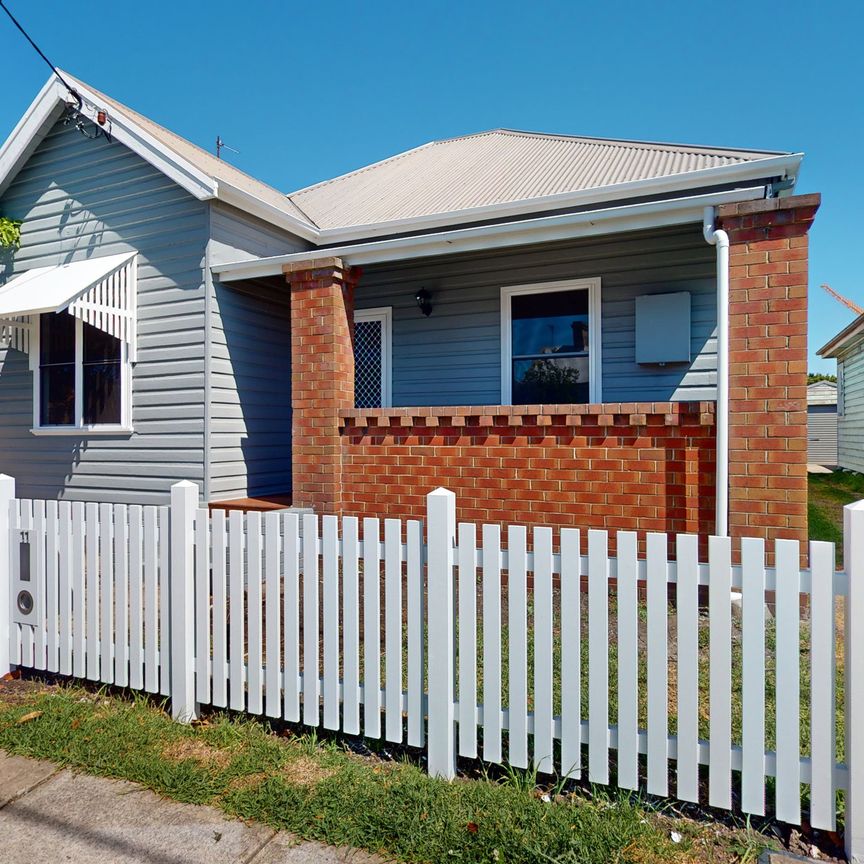 11 Roe Street, Mayfield NSW 2304 - Photo 1