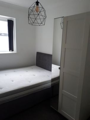 1 Bed Flat, Hampstead Road, L6 - Photo 1