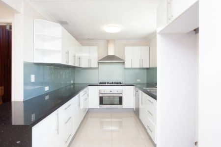 11 Cheppen Street, - Photo 5