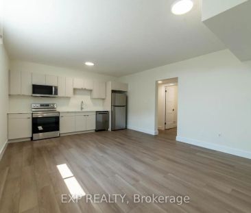 266 HESSELMAN CRESCENT - Photo 6