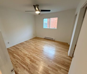 Grand 4 1/2 a louer - Photo 3