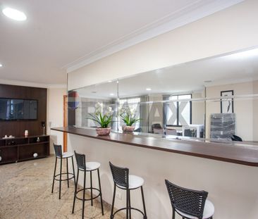 APARTAMENTO PARA LOCAÇÃO COM 2 DORMITÓRIOS E VAGA LIVRE - NA RUA BA... - Photo 2