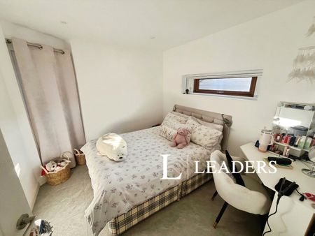 1 bedroom bungalow to rent The Gardens, Southwick, Brighton, West Sussex, BN42 - Photo 2