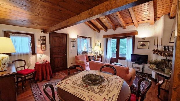 Quadrilocale via-Rue F. Magni 6, Centro, Courmayeur - Photo 1