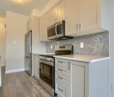 For Lease - 280 Elsie Macgill Walk, Kanata, Ontario - Photo 6