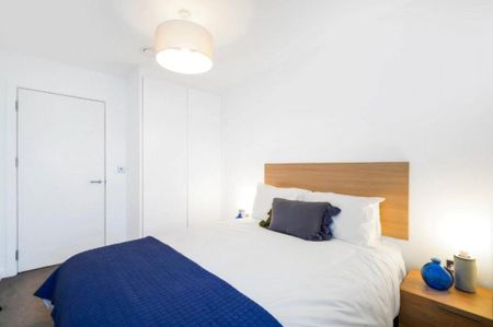 3 bedroom apartment to rent - Photo 2