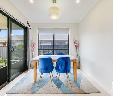 4 Bedrooms | 3 Bathrooms | Single Garage - Photo 2