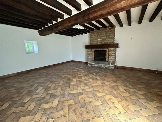 Location Maison 82m² ATHIS VAL DE ROUVRE 61430 - Photo 1