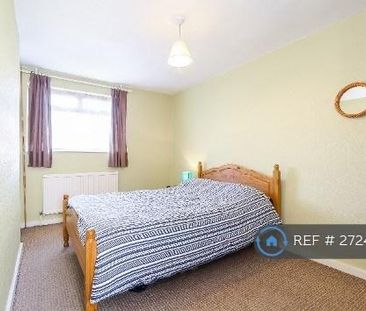 1 bedroom in a house share to rent - Photo 4