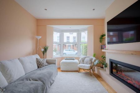 85 Downshire Road, Holywood, BT18 9LY - Photo 2