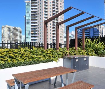 ** Deposit Taken, $1100/Wk ** - Photo 1