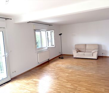 Location Appartement 4 pièces 86m² ESCHAU 67114 - Photo 2