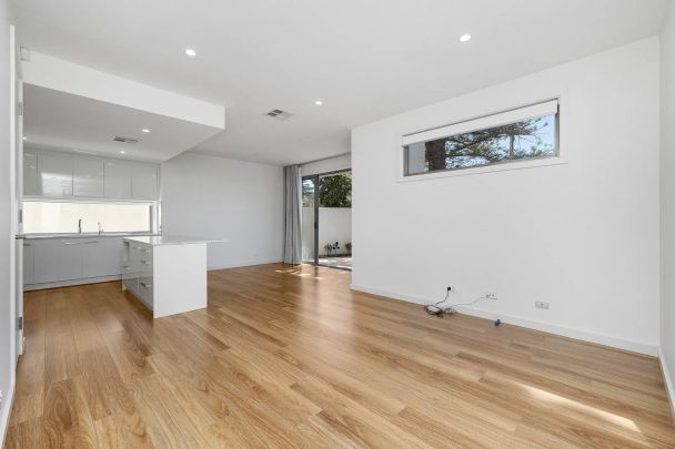 Charming Family Home in a Prime Location - Photo 1