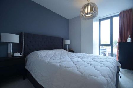 Fairfield Avenue, Staines-upon-thames, TW18 - Photo 3