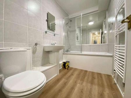 Clyde Road, East Croydon, CR0 - Photo 4