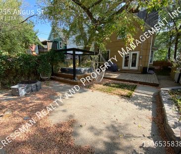 3 bed, 1 bath FULL HOUSE located Downtown Regina, SK - Photo 6