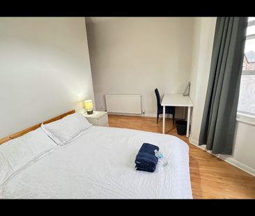 4 Bed Flat, Chamberlayne Road, NW10 - Photo 2