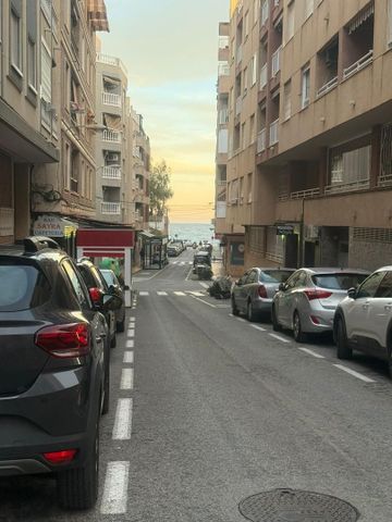 Piso de alquiler en Calle Finlandia, 31, Zona Playa de los Locos - Photo 3