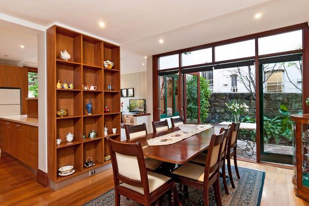 9 Jarocin Avenue, Glebe. - Photo 1