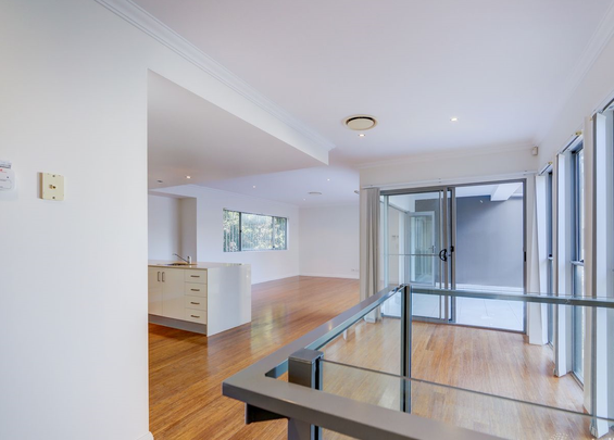 5/17 Great Southern Drive, Robina QLD 4226 - House For Rent - $1,050 | Domain - Photo 1