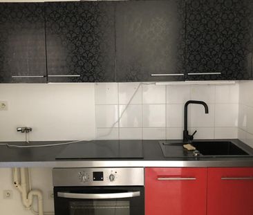 Location Appartement 2 pièces 45m² LA FERTE GAUCHER 77320 - Photo 4