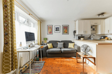 Weavers Close, Isleworth, TW7 - Photo 3