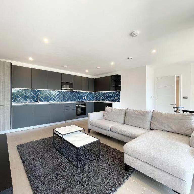 Cassia Building - Photo 1