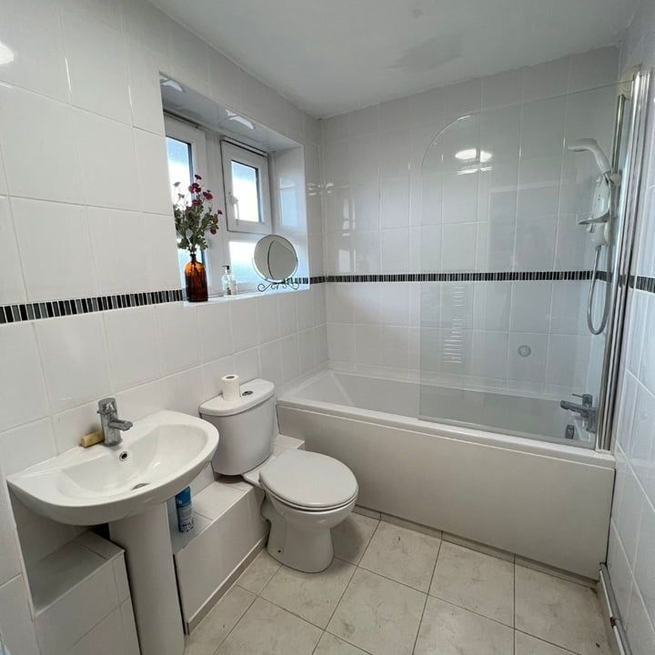 Room in a Shared Flat, Stunning Double Room In Streatham, SW16 - Photo 1