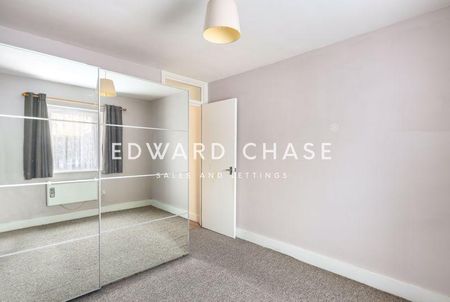 2 bedroom ground floor flat to rent - Photo 4