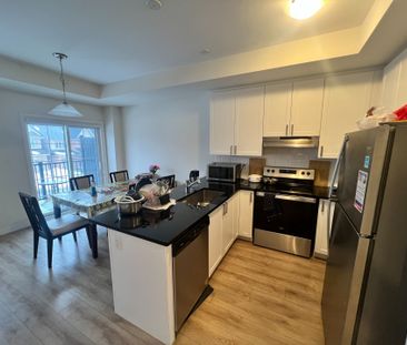 For Lease - 185 Royal Northern Path, Oshawa, Ontario - Photo 3