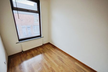 3 bedroom House To Let - Photo 3