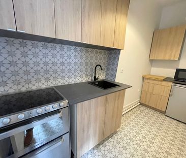 Charmant appartement rénové sur cour - Photo 6