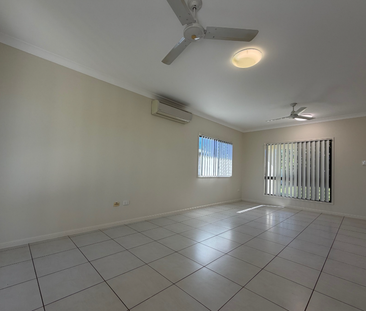 NEAT AND TIDY 4 BEDROOM HOME IN CONDON + SEPARATE MEDIA ROOM! - Photo 1