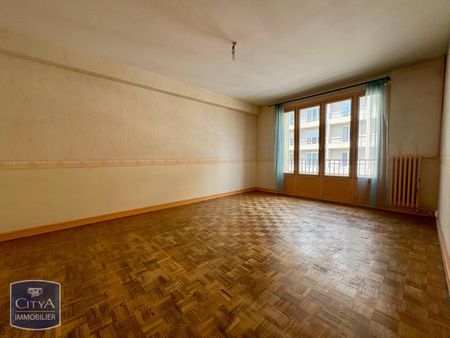 Location Appartement 4 pièces 75m² LIMOGES 87000 - Photo 3