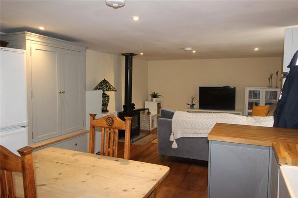 1 bedroom detached house to rent - Photo 1