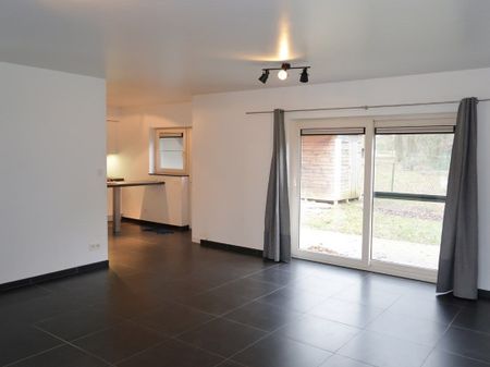 Moderne woning met een laag energieverbruik - Photo 2