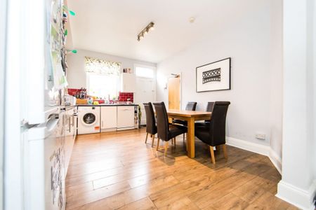 Headingley Avenue, Headingley, Leeds - Photo 5