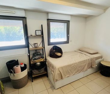 Location Appartement 3 pièces 53m² VENELLES 13770 - Photo 5