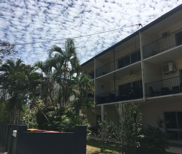 BRIGHT, BREEZY AND IDEALLY LOCATED! - Photo 4