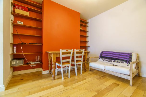 21 Newborough Street - Photo 1