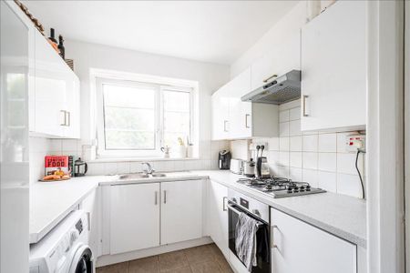 3 bedroom apartment to rent - Photo 3