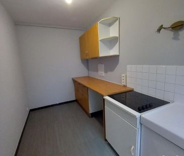 Location Appartement 1 pièce 32m² - Photo 2