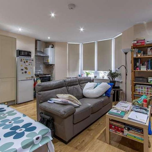 North Road, Gabalfa, CF14 - Photo 1