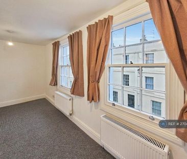 2 bedroom maisonette to rent - Photo 6