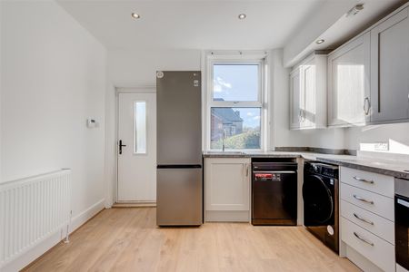 Tapton Bank, Crosspool, Sheffield - Photo 5